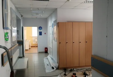 Установка рольставней DoorHan в поликлинику